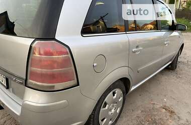 Мінівен Opel Zafira 2007 в Радехові