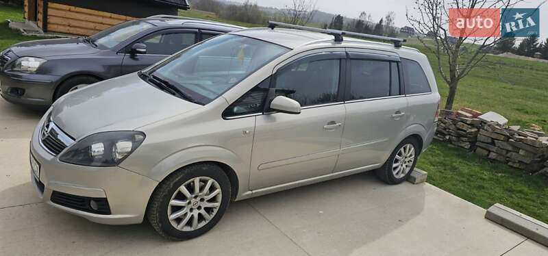 Мінівен Opel Zafira 2008 в Вінниці