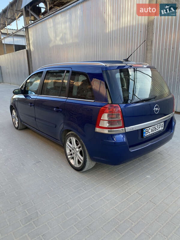 Мінівен Opel Zafira 2008 в Львові