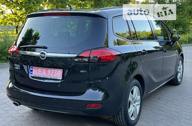 Мікровен Opel Zafira 2015 в Миргороді