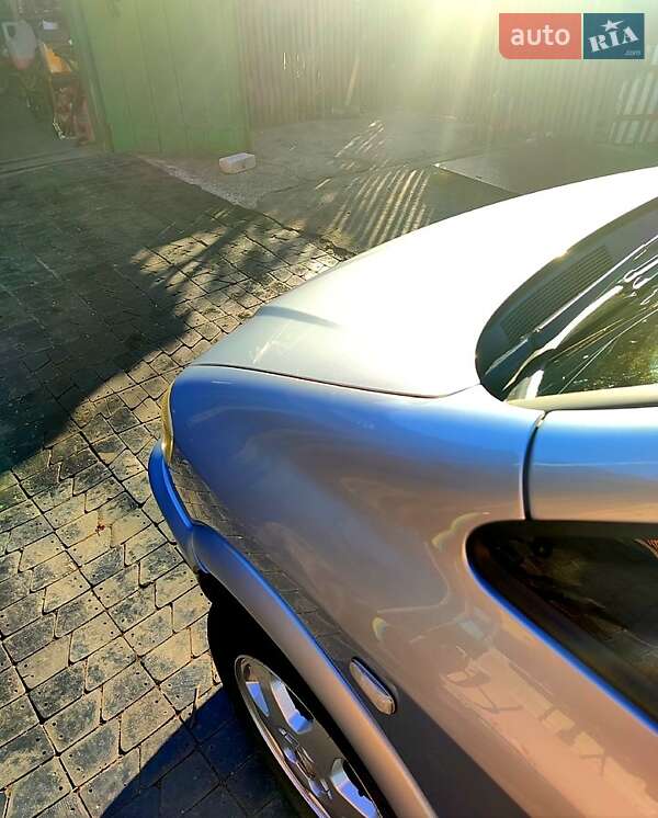 Мінівен Opel Zafira 2002 в Павлограді