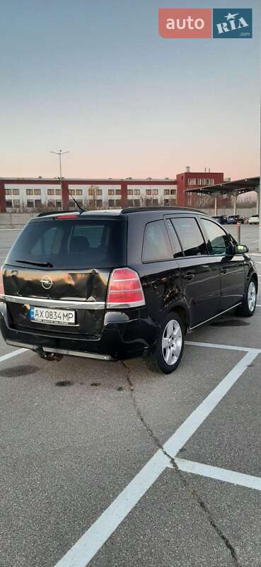 Минивэн Opel Zafira 2006 в Харькове