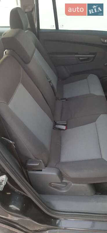 Минивэн Opel Zafira 2006 в Харькове