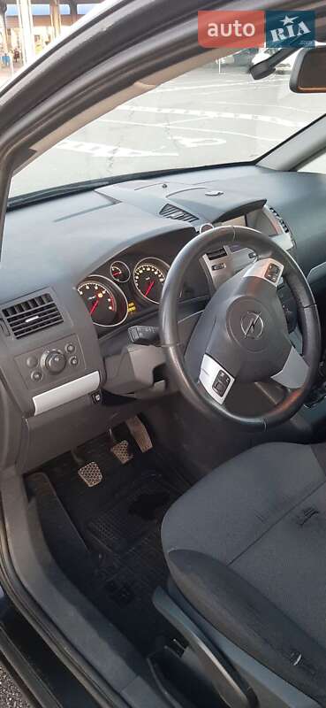 Минивэн Opel Zafira 2006 в Харькове