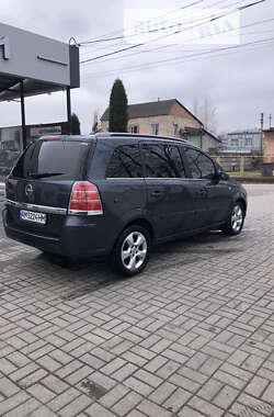 Мінівен Opel Zafira 2007 в Рівному