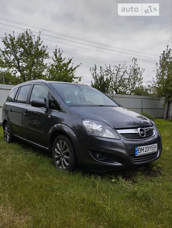 Минивэн Opel Zafira 2011 в Сумах