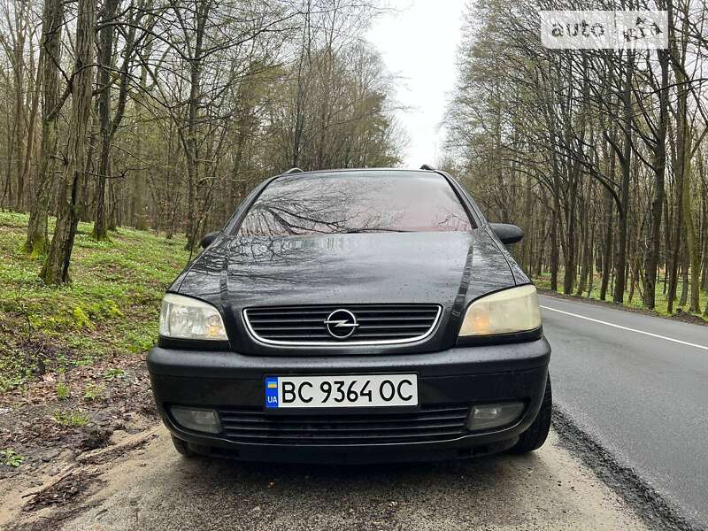 Минивэн Opel Zafira 2001 в Харькове