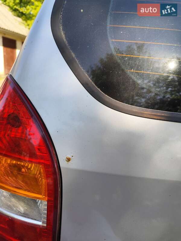 Минивэн Opel Zafira 2002 в Горохове