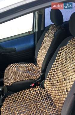 Минивэн Opel Zafira 2000 в Дрогобыче