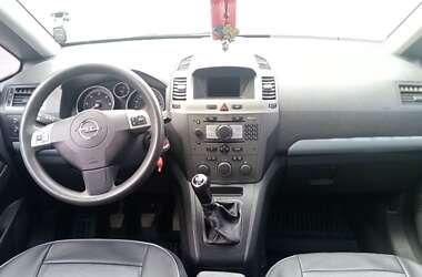 Минивэн Opel Zafira 2007 в Сколе