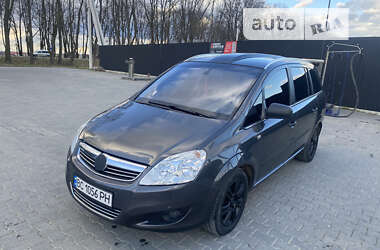 Минивэн Opel Zafira 2010 в Львове