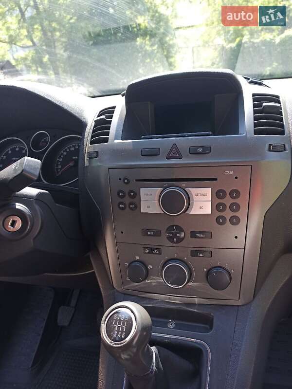 Мінівен Opel Zafira 2006 в Києві