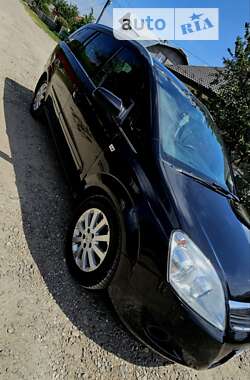 Мінівен Opel Zafira 2008 в Івано-Франківську