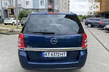 Минивэн Opel Zafira 2012 в Ивано-Франковске