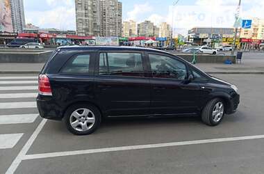 Мінівен Opel Zafira 2005 в Києві