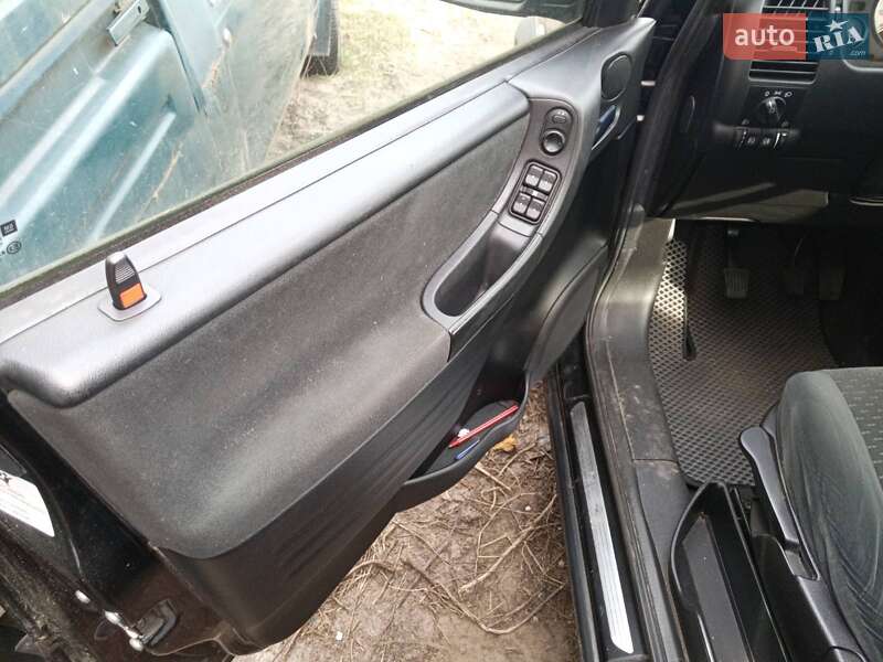 Минивэн Opel Zafira 2004 в Киеве