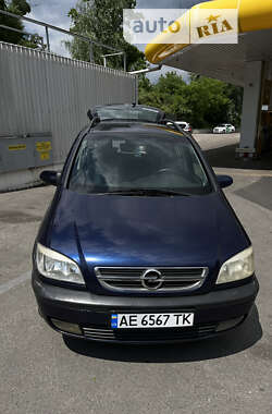 Минивэн Opel Zafira 1999 в Киеве