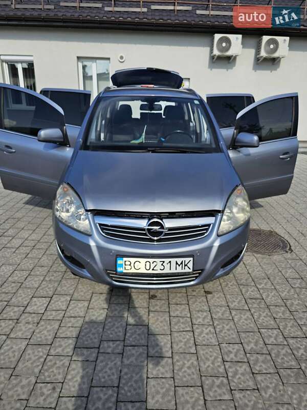 Мінівен Opel Zafira 2010 в Добротворі