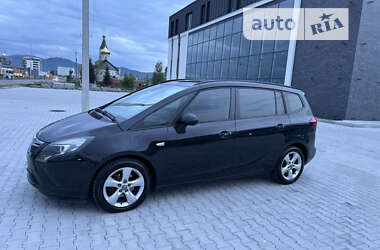 Минивэн Opel Zafira 2013 в Хусте