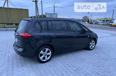 Минивэн Opel Zafira 2013 в Хусте