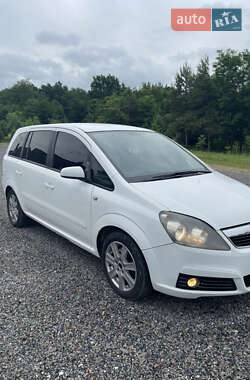 Минивэн Opel Zafira 2006 в 