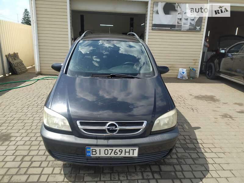 Мінівен Opel Zafira 2003 в Кременчуці