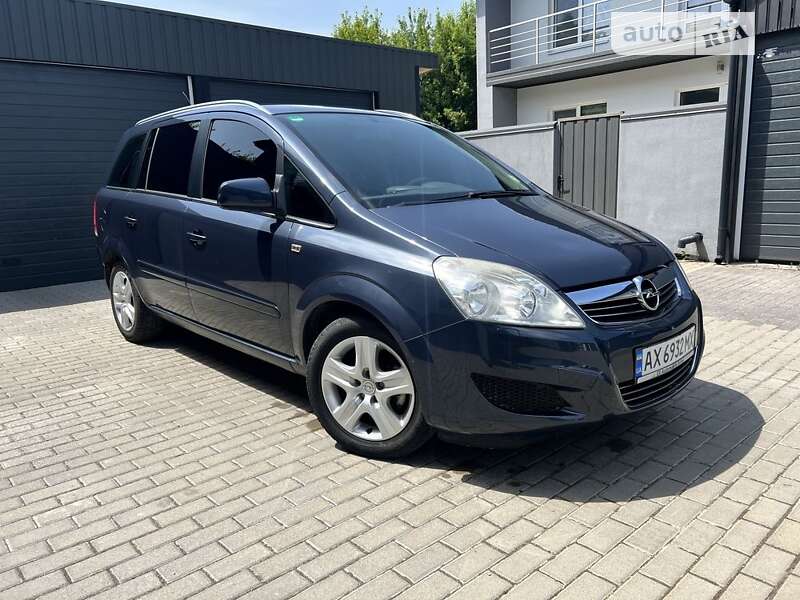 Мінівен Opel Zafira 2009 в Білій Церкві