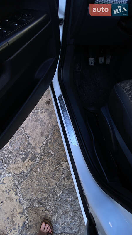 Минивэн Opel Zafira 2011 в Борщеве