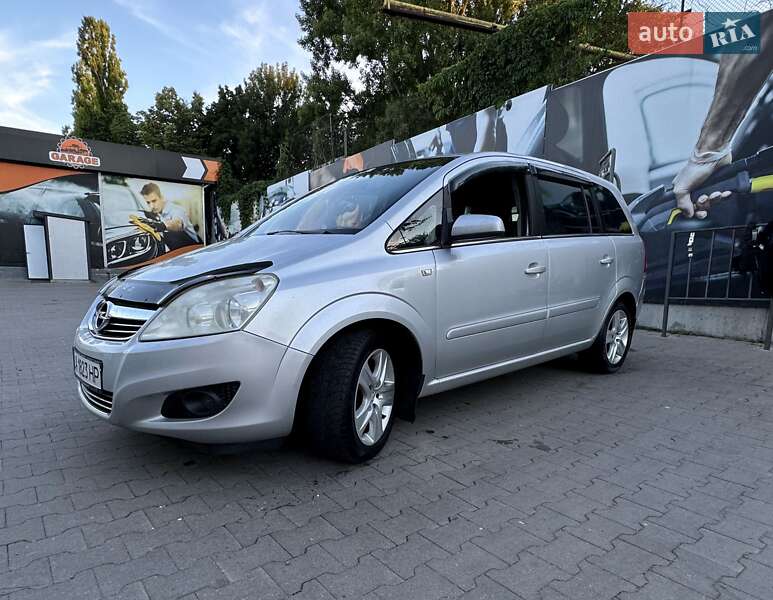 Мінівен Opel Zafira 2009 в Умані