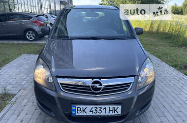 Минивэн Opel Zafira 2011 в Ровно