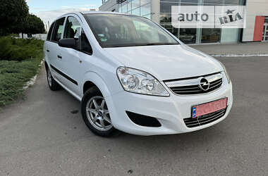 Мінівен Opel Zafira 2010 в Полтаві