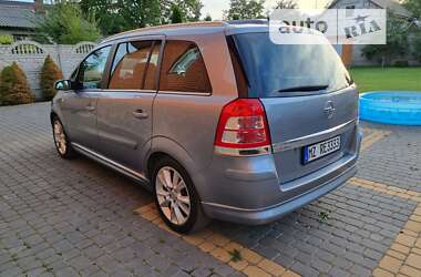 Мінівен Opel Zafira 2008 в Луцьку