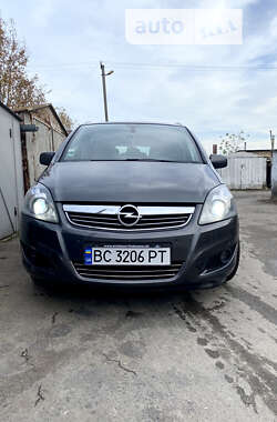 Минивэн Opel Zafira 2011 в Львове