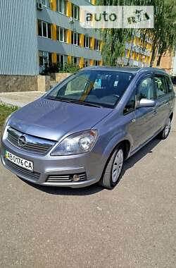 Минивэн Opel Zafira 2007 в Виннице