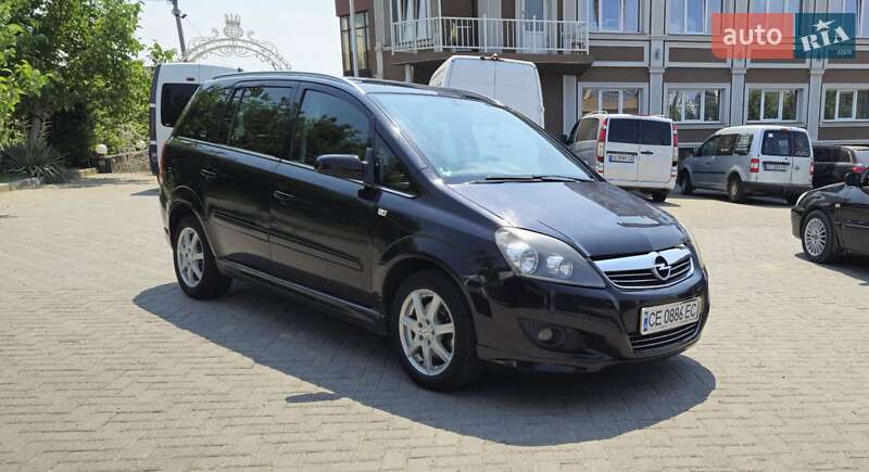 Минивэн Opel Zafira 2008 в 