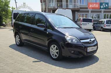 Минивэн Opel Zafira 2008 в 