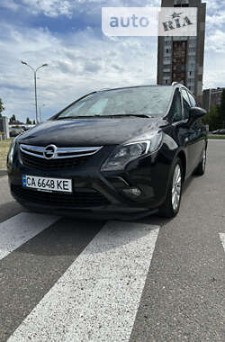 Минивэн Opel Zafira 2012 в Черкассах