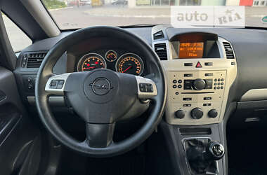 Мінівен Opel Zafira 2009 в Полтаві