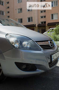 Мінівен Opel Zafira 2010 в Тернополі