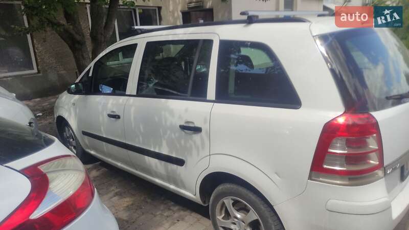 Opel Zafira 2009