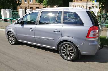 Мінівен Opel Zafira 2010 в Білій Церкві