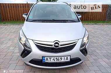 Мінівен Opel Zafira 2014 в Івано-Франківську