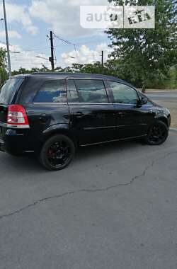 Мінівен Opel Zafira 2010 в Запоріжжі