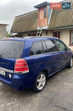 Мінівен Opel Zafira 2006 в Ізяславі