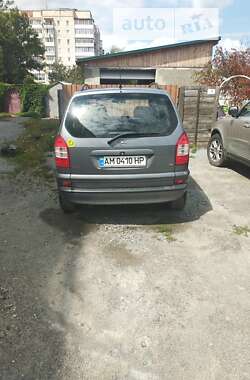 Минивэн Opel Zafira 2004 в Звягеле