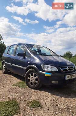 Минивэн Opel Zafira 2004 в Киеве