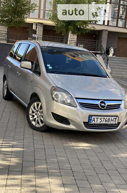 Мінівен Opel Zafira 2010 в Івано-Франківську