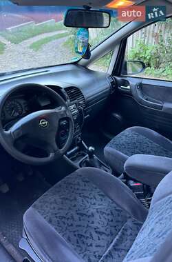 Мінівен Opel Zafira 1999 в Могилів-Подільському