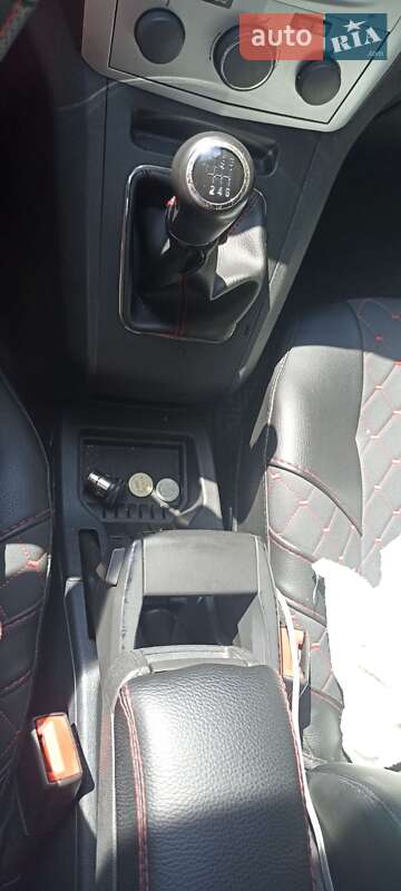 Мінівен Opel Zafira 2011 в Черкасах