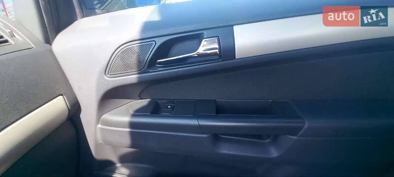 Минивэн Opel Zafira 2008 в Виннице фото 53 Минивэн Opel Zafira 2008 в Виннице